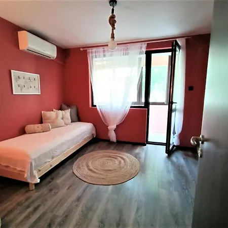 Apartman La Maisonnette Burgasz