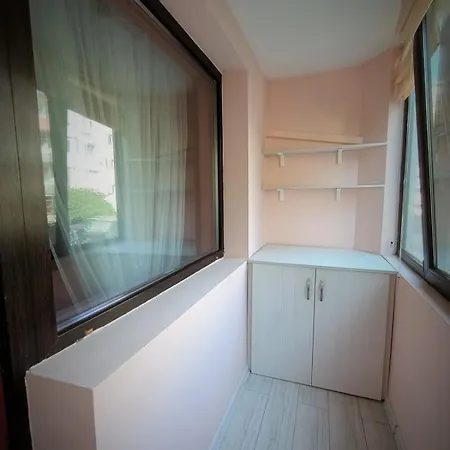 La Maisonnette Apartman Burgasz